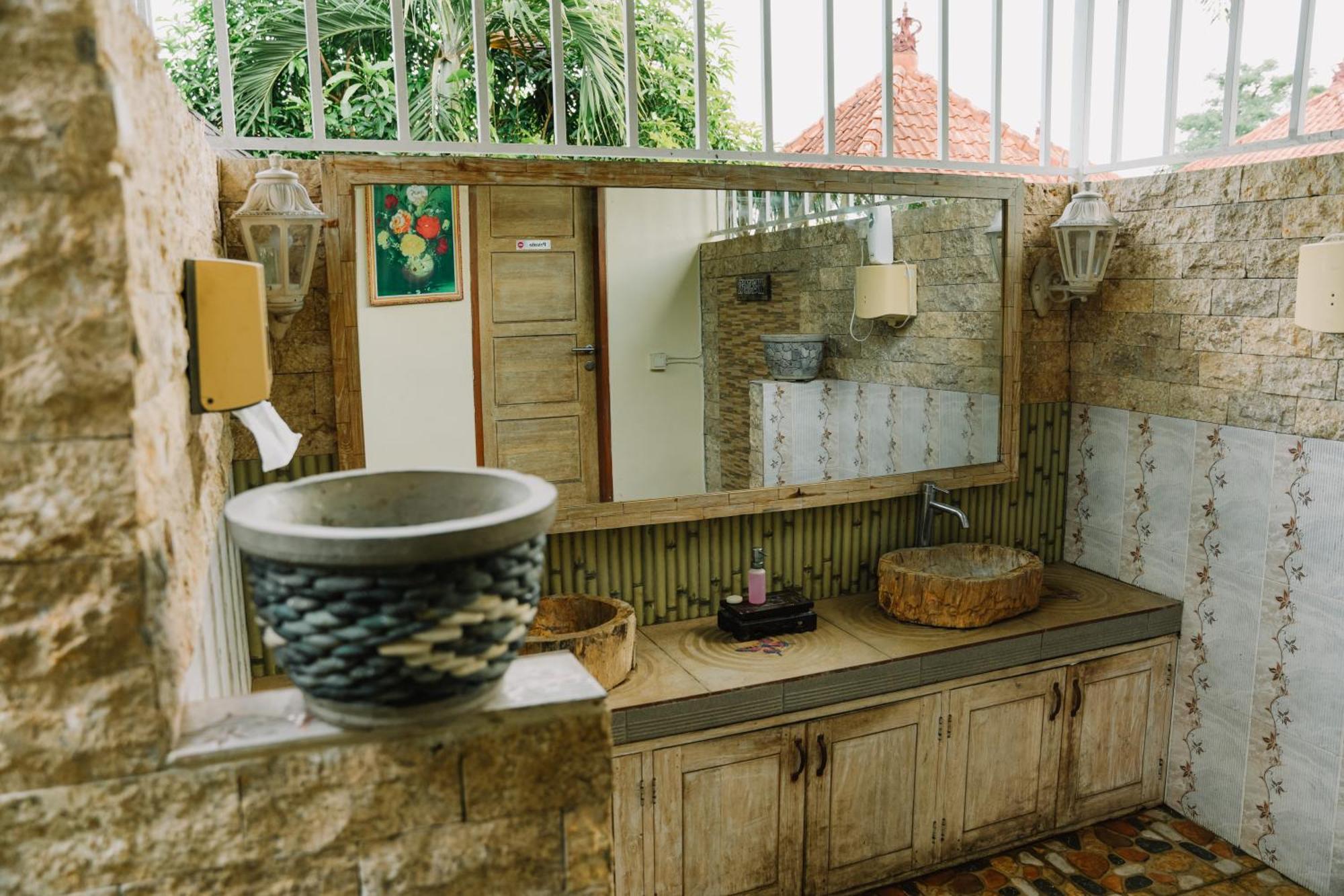 Taman Asih Bingin Homestay Uluwatu  Exterior photo